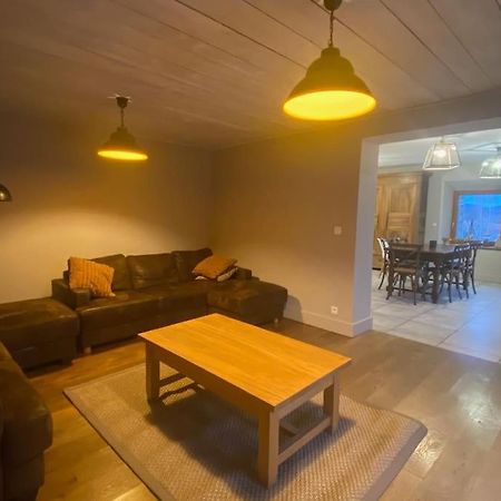 Logement Dans Maison + Exterieur Orchamps-Vennes Exteriér fotografie